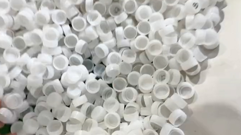 甄选案例30秒实拍饮用水盖